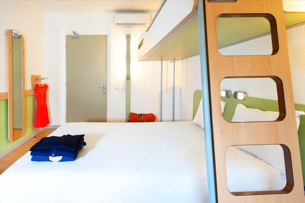 Ibis Budget Antibes Sophia Antipolis Валлорис Номер фото